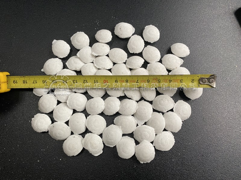 顆粒肥和粉狀肥哪種好？